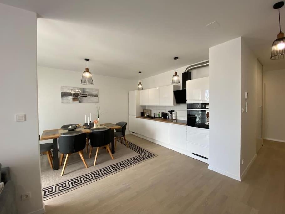 New Modern Apt Near Old Town - Private Parking Zadar Buitenkant foto