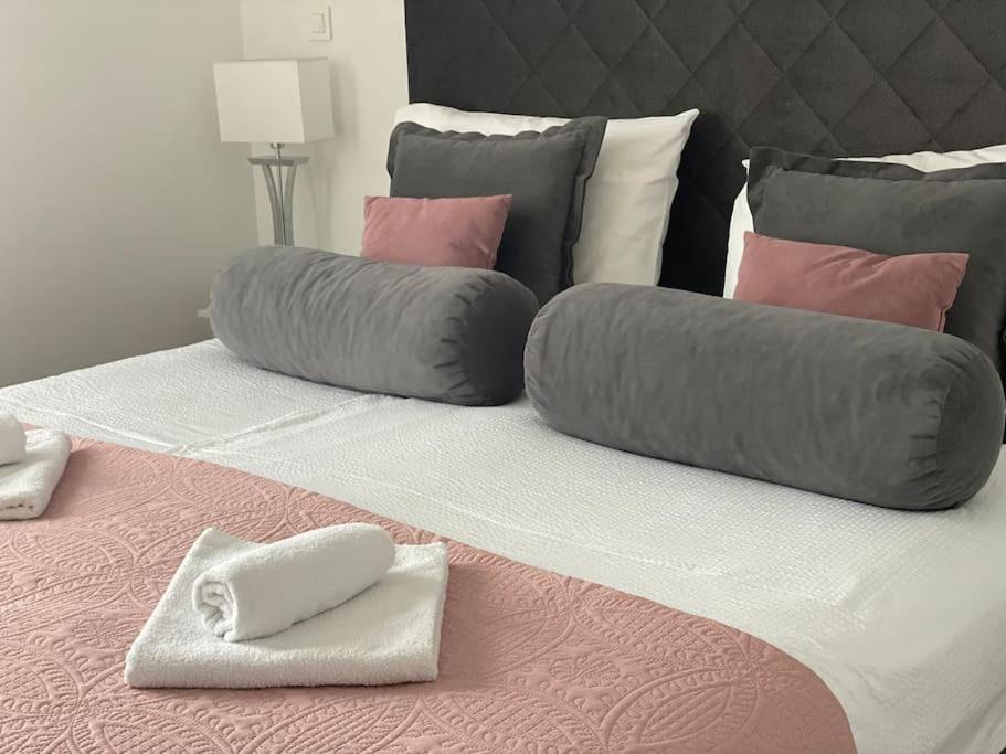 New Modern Apt Near Old Town - Private Parking Zadar Buitenkant foto