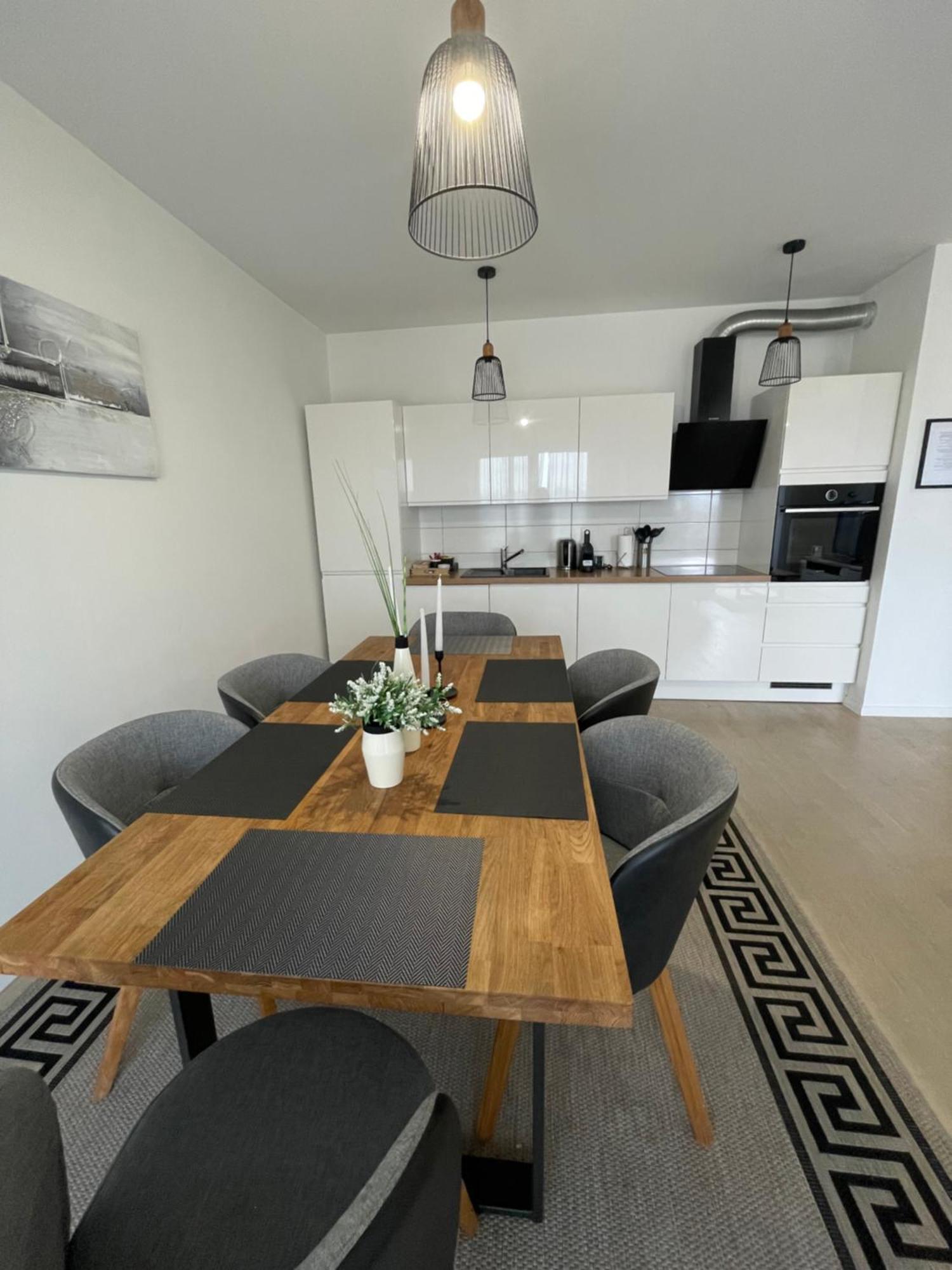 New Modern Apt Near Old Town - Private Parking Zadar Buitenkant foto